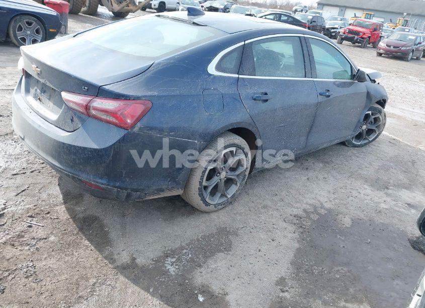 Photo 4 of 2021 Chevrolet Malibu FWD LT (VIN 1G1ZD5ST7MF074950)