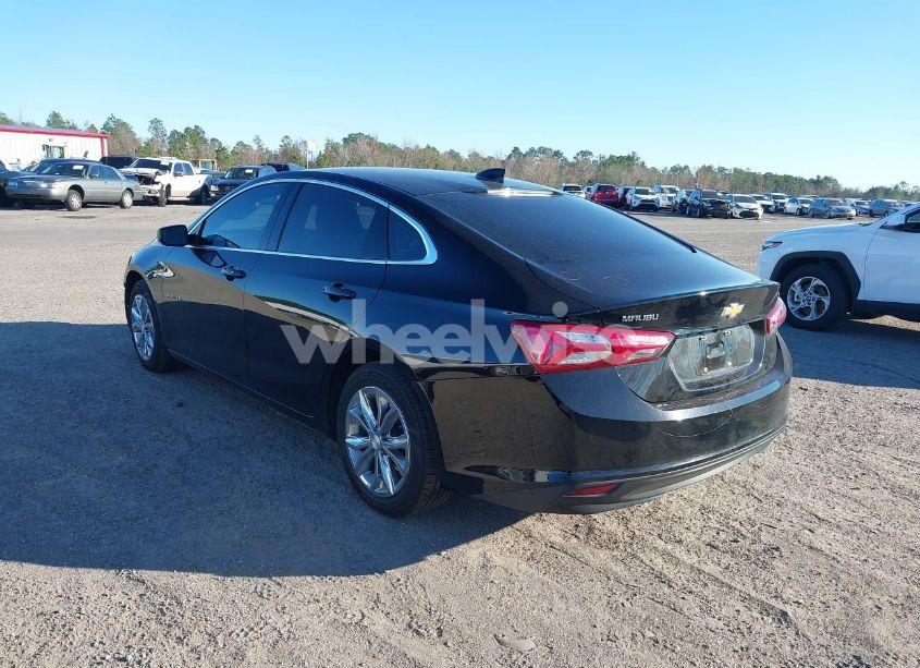 Photo 3 of 2022 Chevrolet Malibu FWD LT (VIN 1G1ZD5ST7NF104949)