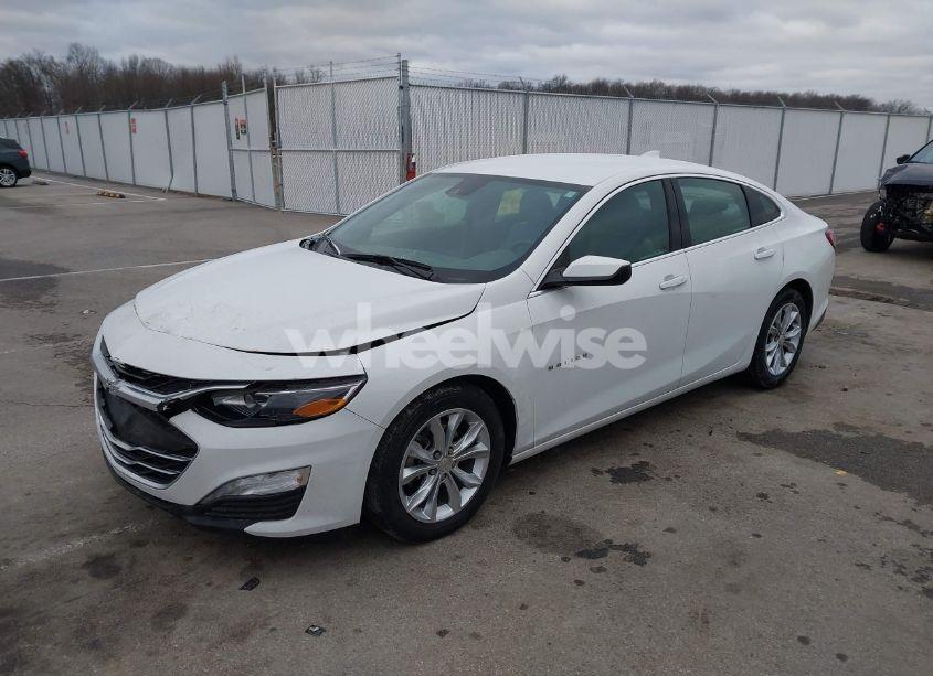 Photo 2 of 2022 Chevrolet Malibu FWD LT (VIN 1G1ZD5ST7NF111240)