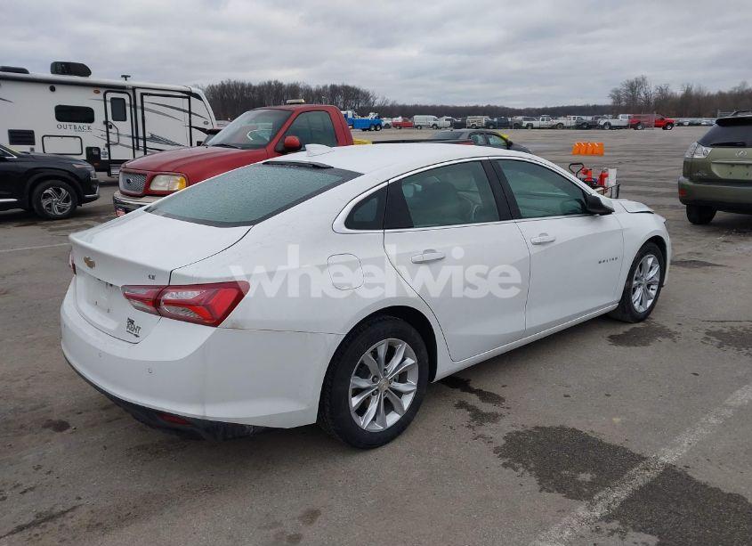 Photo 4 of 2022 Chevrolet Malibu FWD LT (VIN 1G1ZD5ST7NF111240)