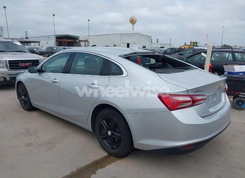 Photo 3 of 2022 Chevrolet Malibu FWD LT (VIN 1G1ZD5ST7NF133416)
