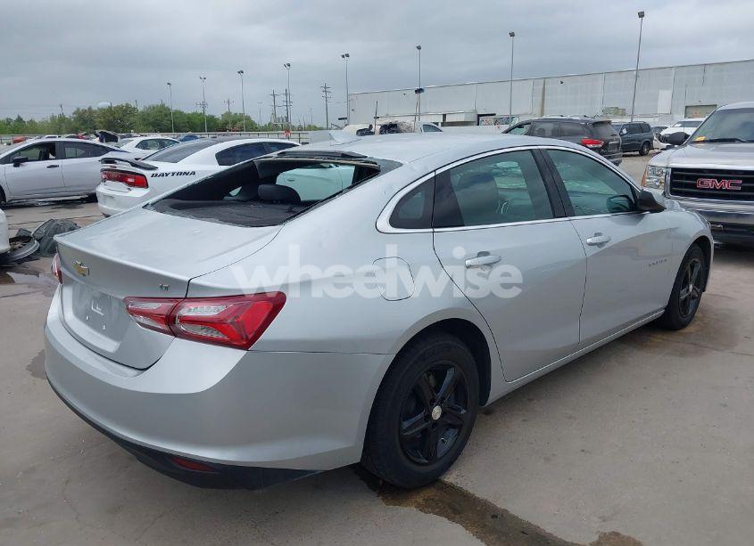 Photo 4 of 2022 Chevrolet Malibu FWD LT (VIN 1G1ZD5ST7NF133416)