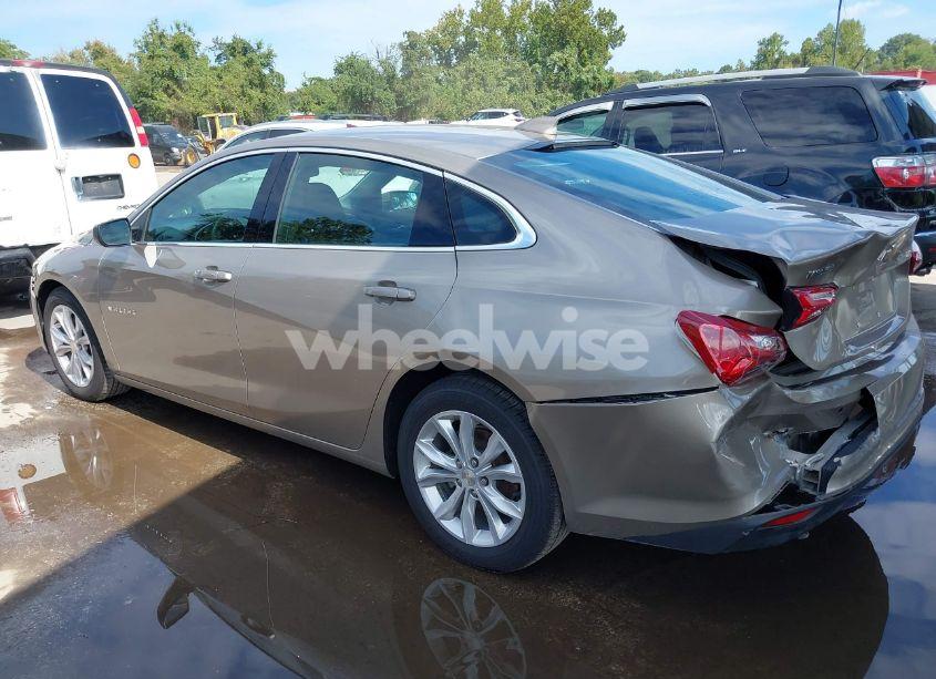 Photo 3 of 2022 Chevrolet Malibu FWD LT (VIN 1G1ZD5ST7NF146781)