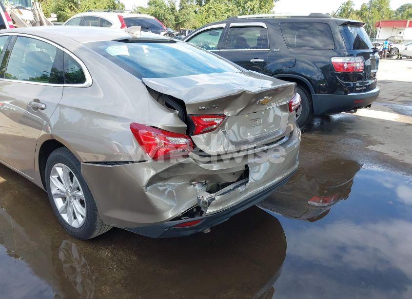 Photo 6 of 2022 Chevrolet Malibu FWD LT (VIN 1G1ZD5ST7NF146781)