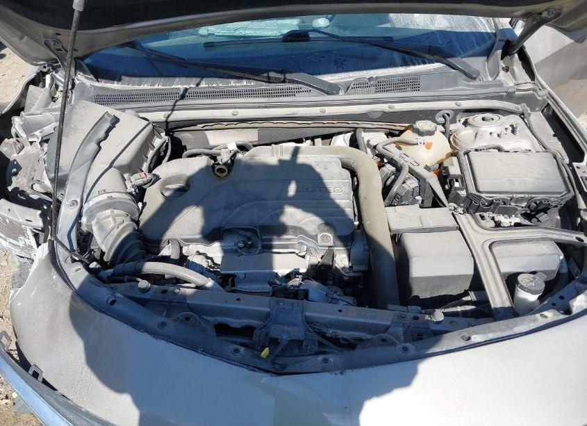 Photo 10 of 2022 Chevrolet Malibu FWD LT (VIN 1G1ZD5ST7NF180381)