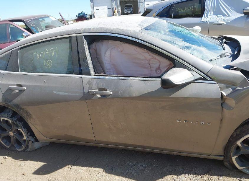 Photo 13 of 2022 Chevrolet Malibu FWD LT (VIN 1G1ZD5ST7NF180381)