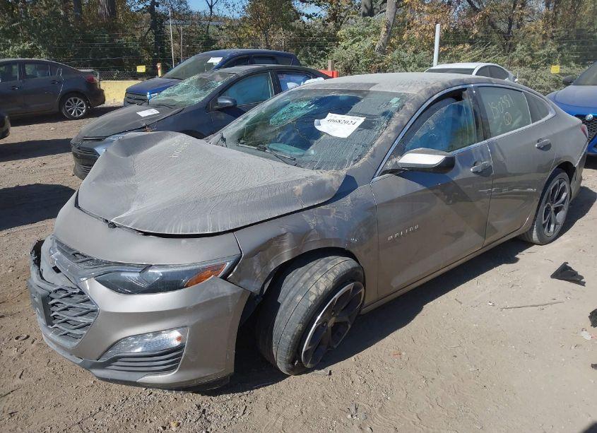 Photo 2 of 2022 Chevrolet Malibu FWD LT (VIN 1G1ZD5ST7NF180381)