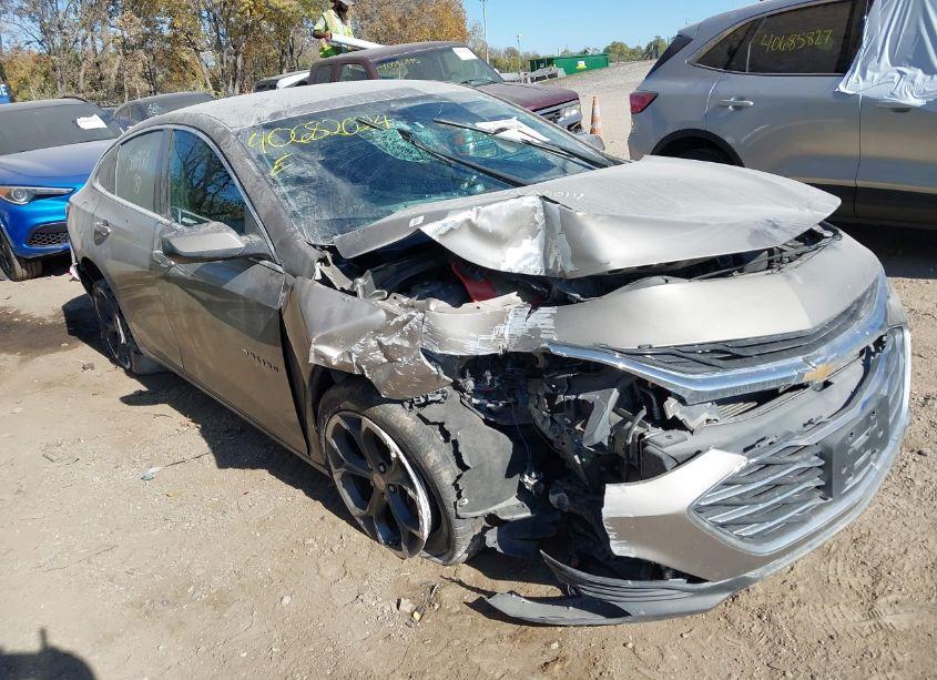 Photo 6 of 2022 Chevrolet Malibu FWD LT (VIN 1G1ZD5ST7NF180381)