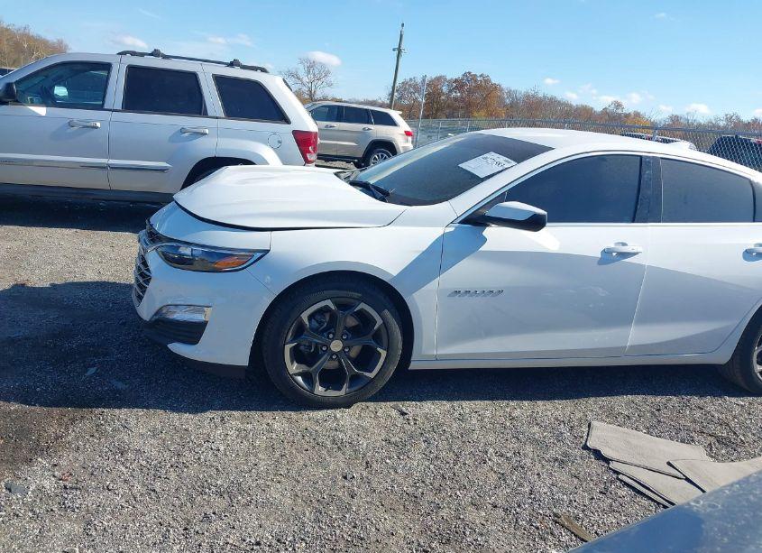 Photo 14 of 2022 Chevrolet Malibu FWD LT (VIN 1G1ZD5ST7NF198752)