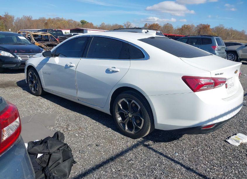 Photo 3 of 2022 Chevrolet Malibu FWD LT (VIN 1G1ZD5ST7NF198752)