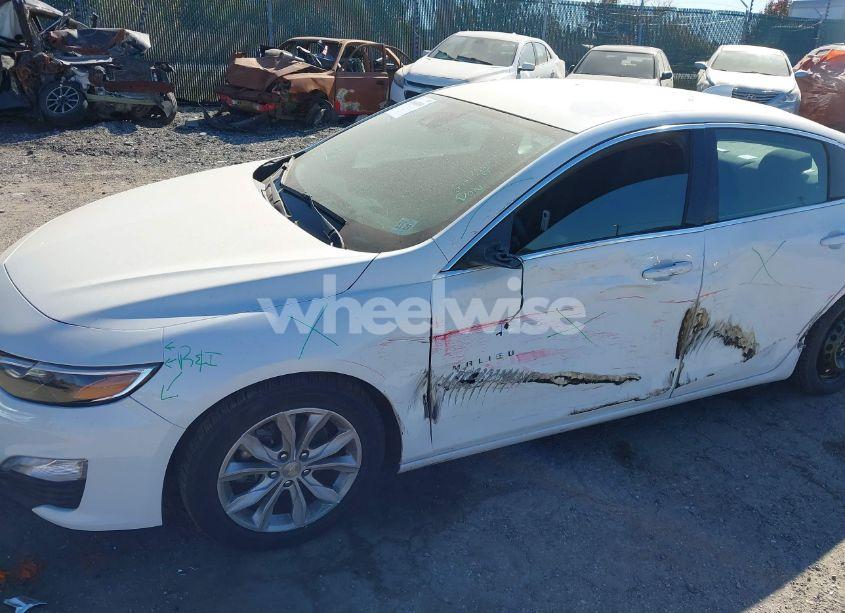 Photo 18 of 2023 Chevrolet Malibu FWD 1LT (VIN 1G1ZD5ST7PF127344)