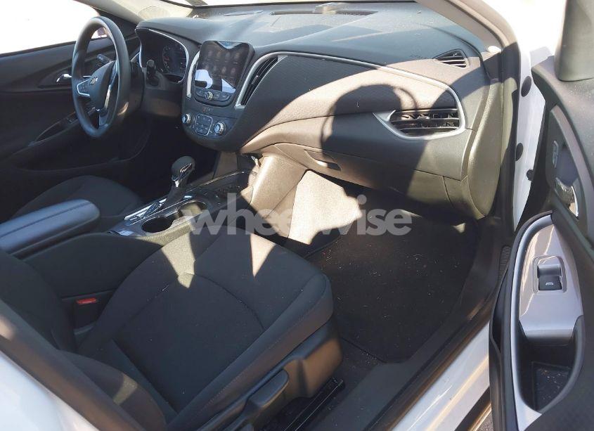 Photo 5 of 2023 Chevrolet Malibu FWD 1LT (VIN 1G1ZD5ST7PF127344)