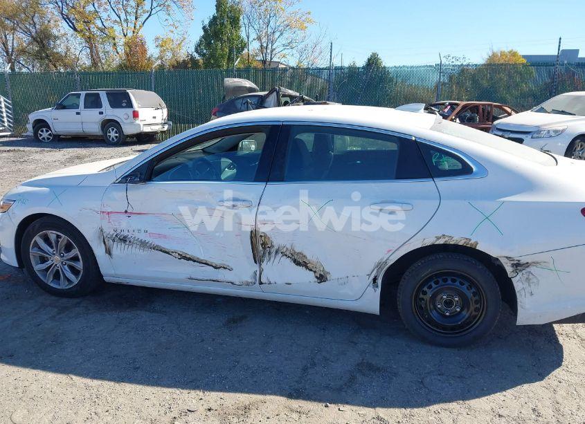 Photo 6 of 2023 Chevrolet Malibu FWD 1LT (VIN 1G1ZD5ST7PF127344)