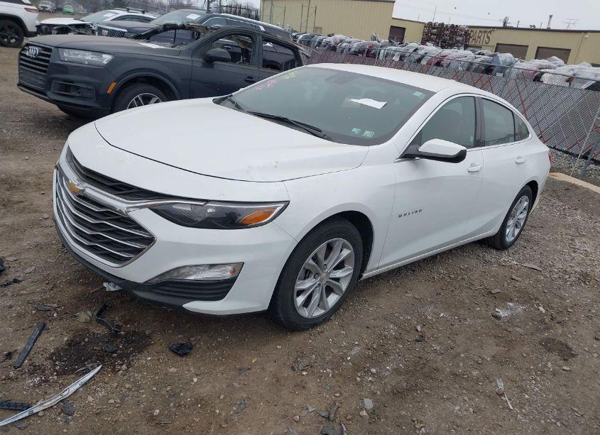 Photo 2 of 2023 Chevrolet Malibu FWD 1LT (VIN 1G1ZD5ST7PF171294)
