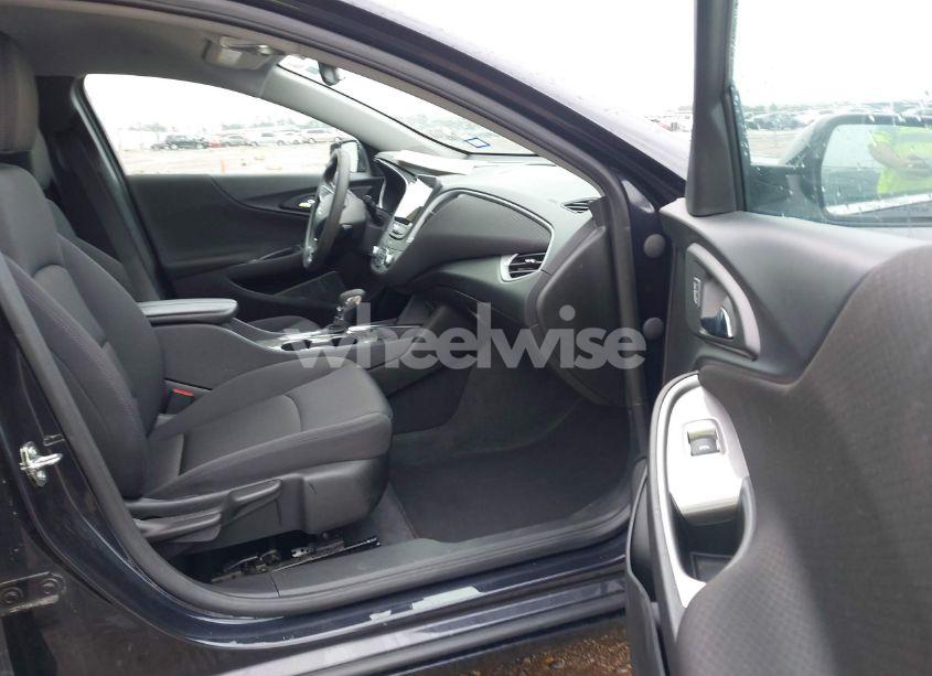 Photo 5 of 2023 Chevrolet Malibu FWD 1LT (VIN 1G1ZD5ST7PF182361)