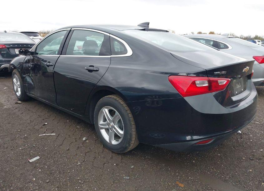Photo 3 of 2023 Chevrolet Malibu FWD 1LT (VIN 1G1ZD5ST7PF182716)