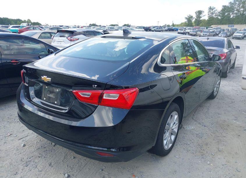 Photo 4 of 2023 Chevrolet Malibu FWD 1LT (VIN 1G1ZD5ST7PF196972)