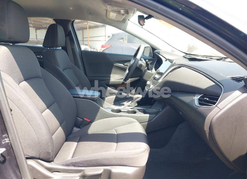 Photo 5 of 2023 Chevrolet Malibu FWD 1LT (VIN 1G1ZD5ST7PF208456)