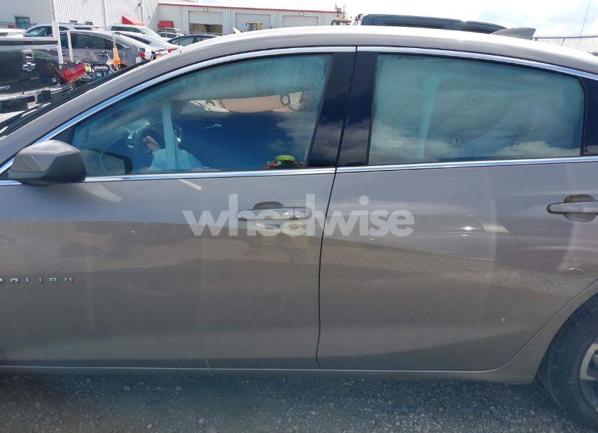 Photo 13 of 2023 Chevrolet Malibu FWD 1LT (VIN 1G1ZD5ST7PF227282)