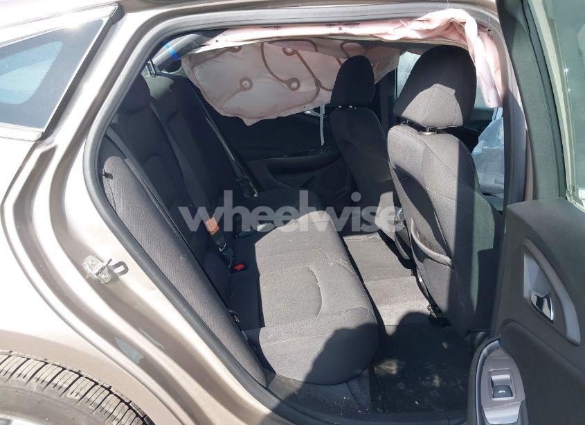 Photo 8 of 2023 Chevrolet Malibu FWD 1LT (VIN 1G1ZD5ST7PF227282)