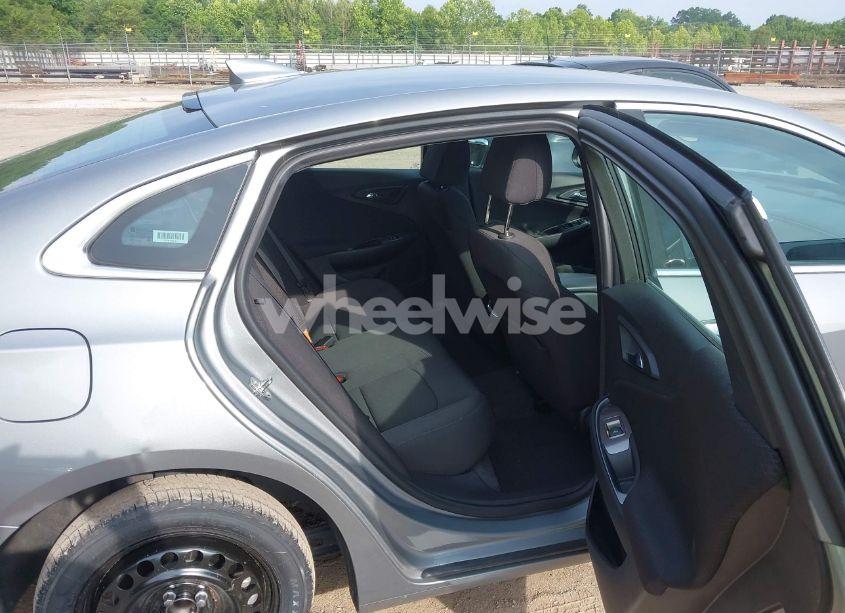 Photo 8 of 2023 Chevrolet Malibu FWD 1LT (VIN 1G1ZD5ST7PF229890)