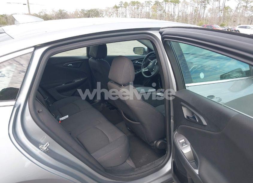 Photo 8 of 2023 Chevrolet Malibu FWD 1LT (VIN 1G1ZD5ST7PF231882)