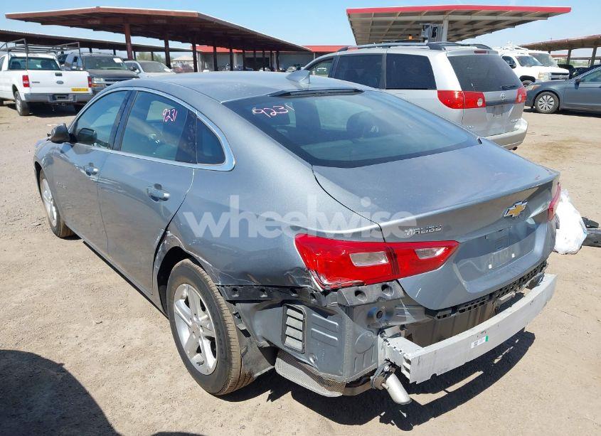 Photo 3 of 2023 Chevrolet Malibu FWD 1LT (VIN 1G1ZD5ST7PF242834)