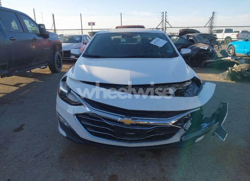 Photo 13 of 2024 Chevrolet Malibu FWD 1LT (VIN 1G1ZD5ST7RF109574)