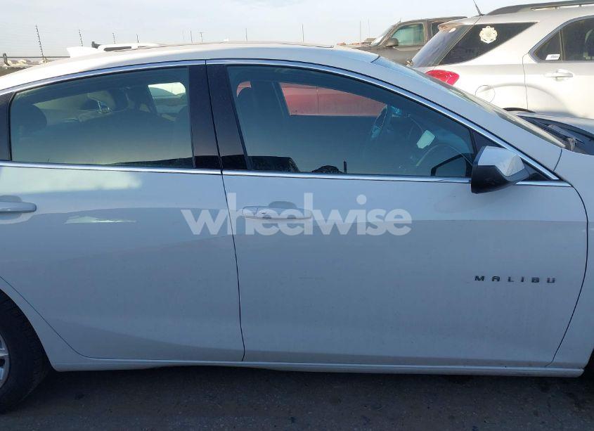 Photo 14 of 2024 Chevrolet Malibu FWD 1LT (VIN 1G1ZD5ST7RF109574)