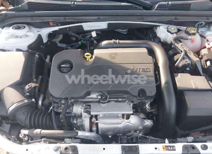 Photo 10 of 2024 Chevrolet Malibu FWD 1LT (VIN 1G1ZD5ST7RF117948)