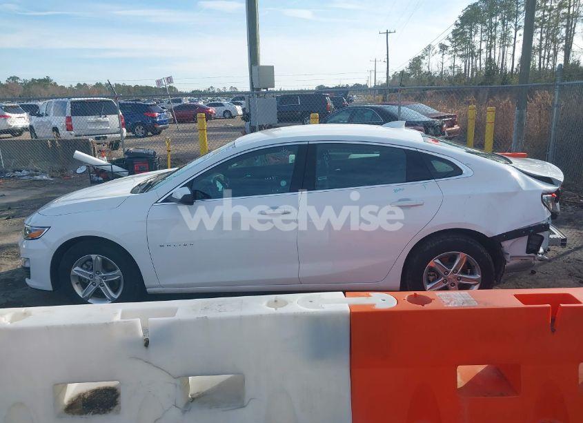 Photo 14 of 2024 Chevrolet Malibu FWD 1LT (VIN 1G1ZD5ST7RF117948)