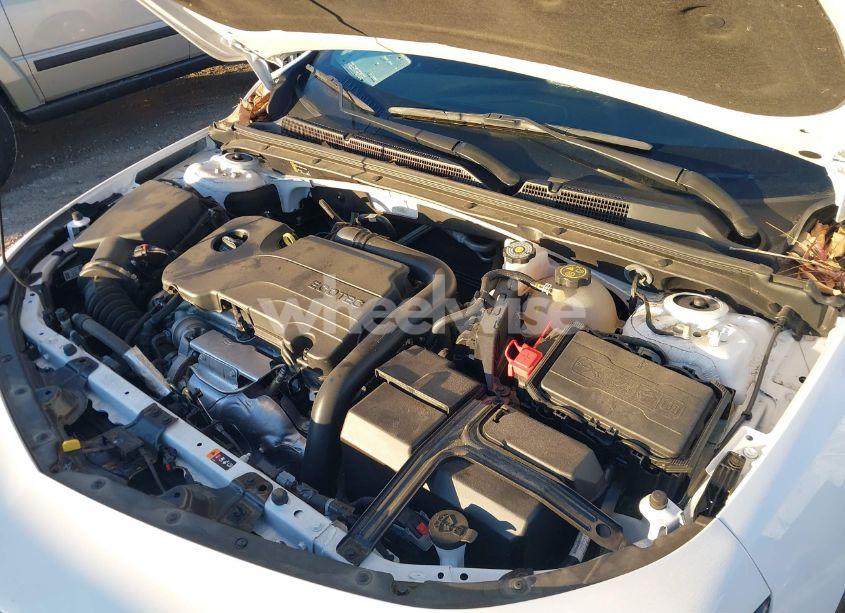 Photo 10 of 2024 Chevrolet Malibu FWD 1LT (VIN 1G1ZD5ST7RF121109)