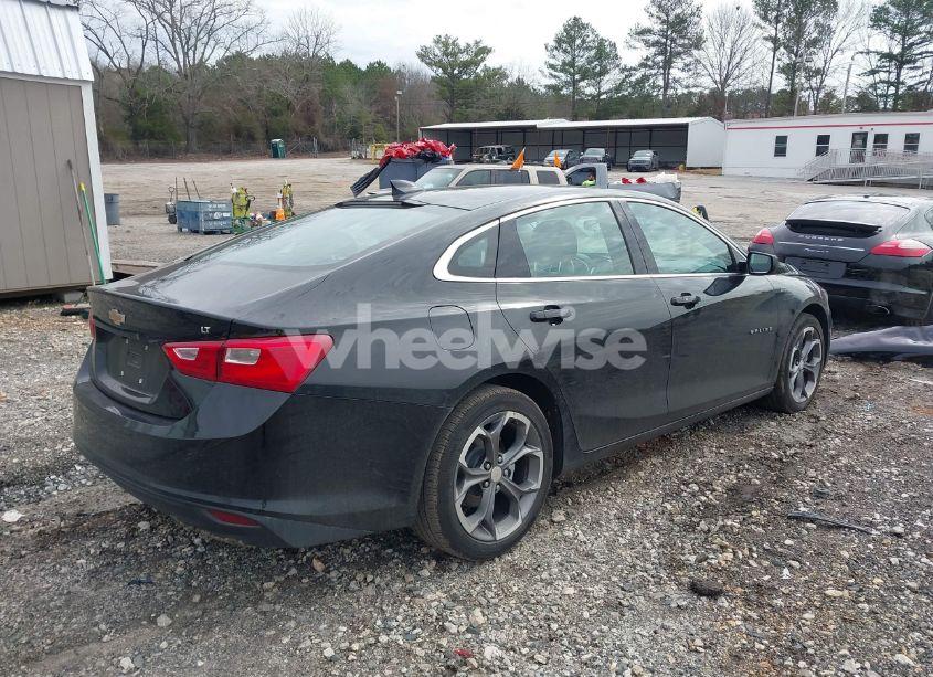 Photo 4 of 2024 Chevrolet Malibu FWD 1LT (VIN 1G1ZD5ST7RF122504)
