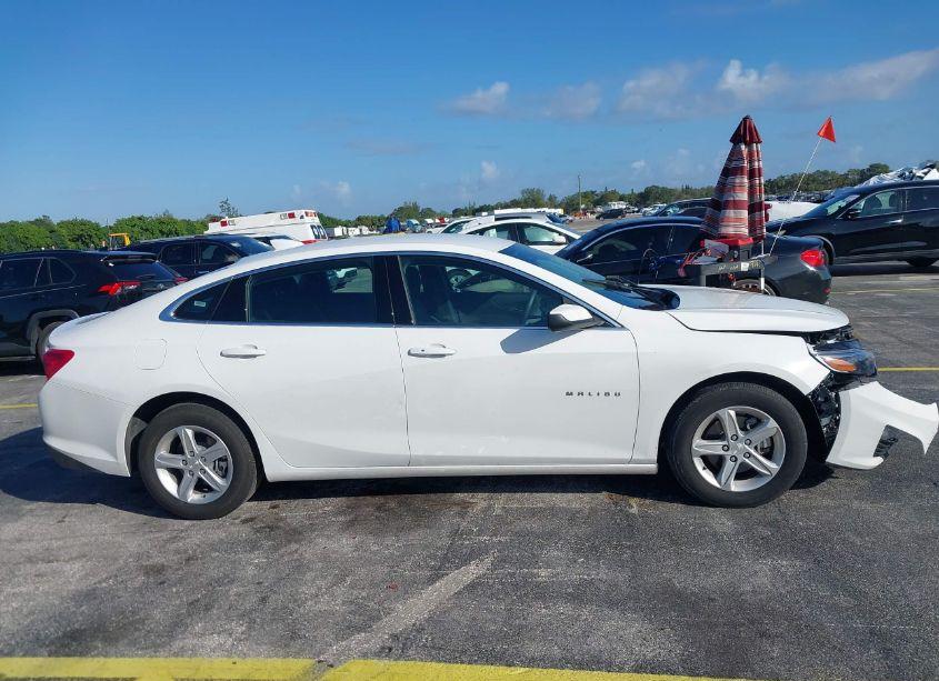 Photo 13 of 2024 Chevrolet Malibu FWD 1LT (VIN 1G1ZD5ST7RF124138)