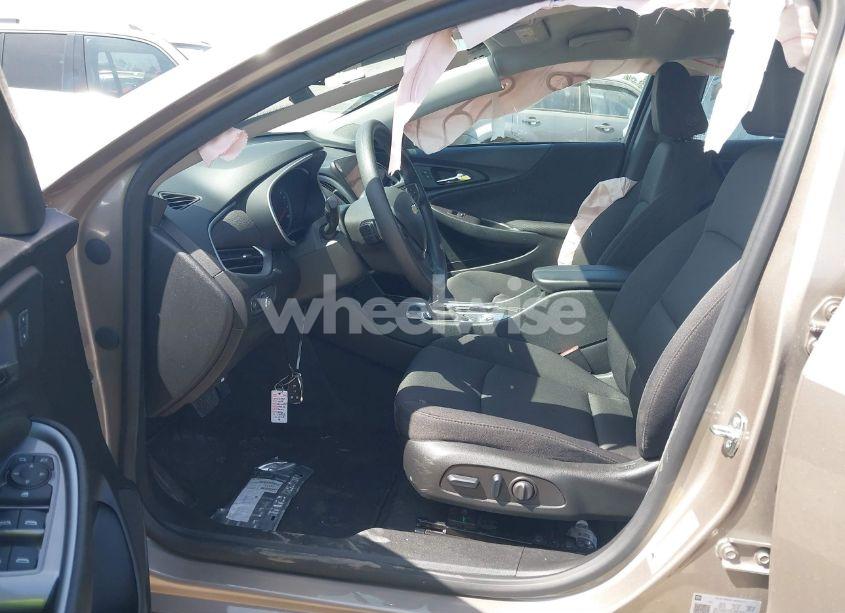 Photo 5 of 2024 Chevrolet Malibu FWD 1LT (VIN 1G1ZD5ST7RF136838)