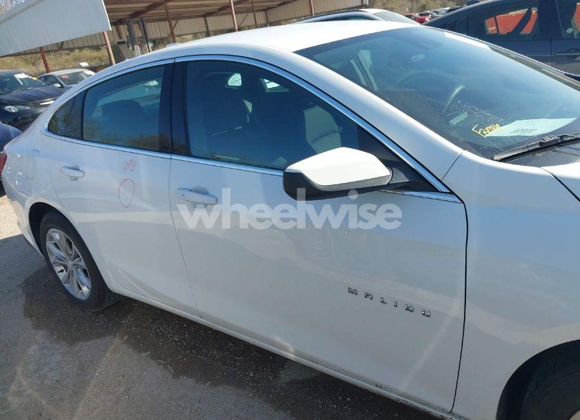 Photo 13 of 2024 Chevrolet Malibu FWD 1LT (VIN 1G1ZD5ST7RF142574)
