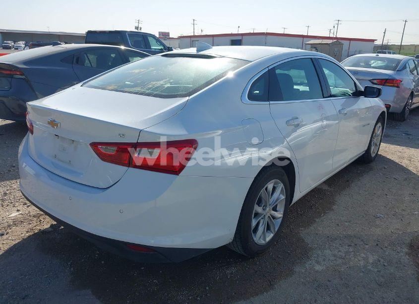 Photo 4 of 2024 Chevrolet Malibu FWD 1LT (VIN 1G1ZD5ST7RF142574)