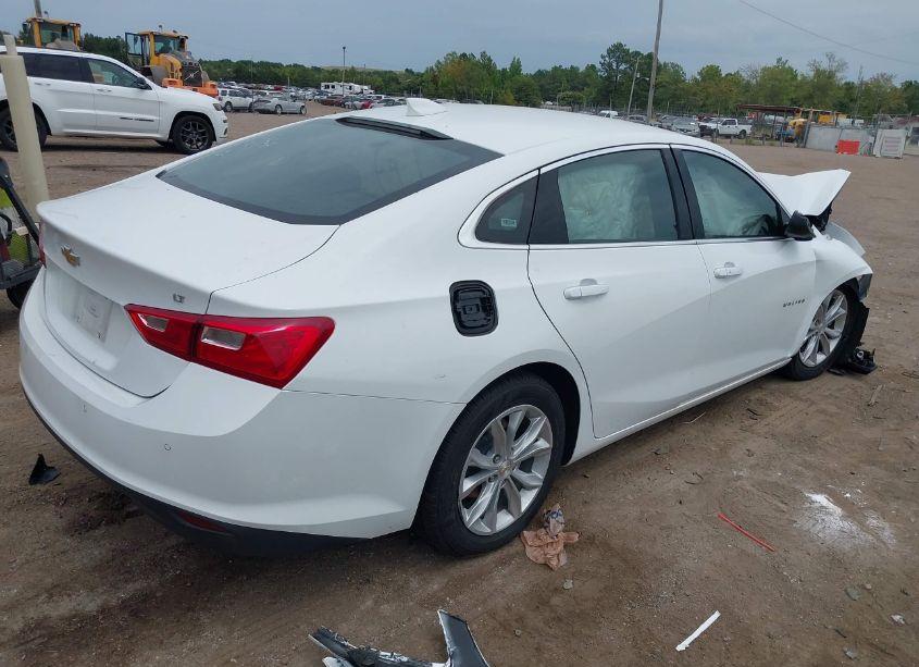 Photo 4 of 2024 Chevrolet Malibu FWD 1LT (VIN 1G1ZD5ST7RF146608)