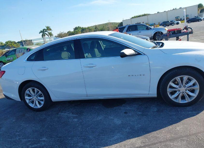 Photo 14 of 2024 Chevrolet Malibu FWD 1LT (VIN 1G1ZD5ST7RF151811)