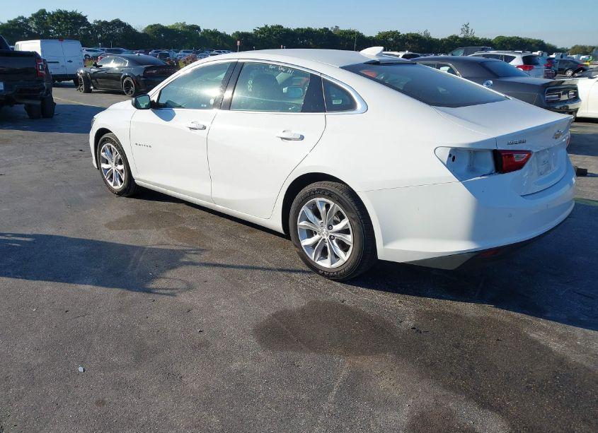 Photo 3 of 2024 Chevrolet Malibu FWD 1LT (VIN 1G1ZD5ST7RF151811)