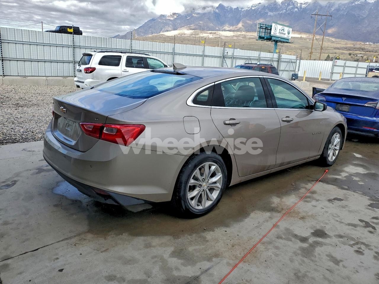 Photo 3 of 2024 CHEVROLET MALIBU LT (VIN 1G1ZD5ST7RF167247)
