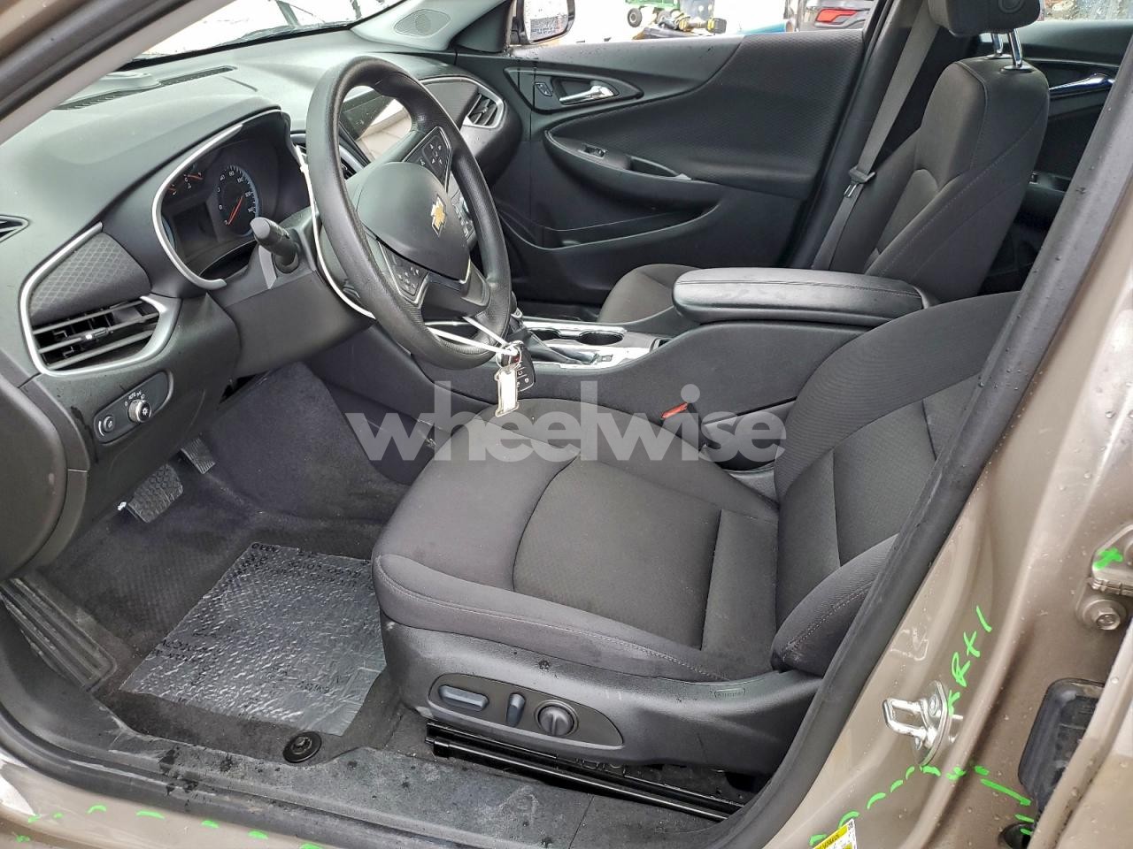 Photo 7 of 2024 CHEVROLET MALIBU LT (VIN 1G1ZD5ST7RF167247)