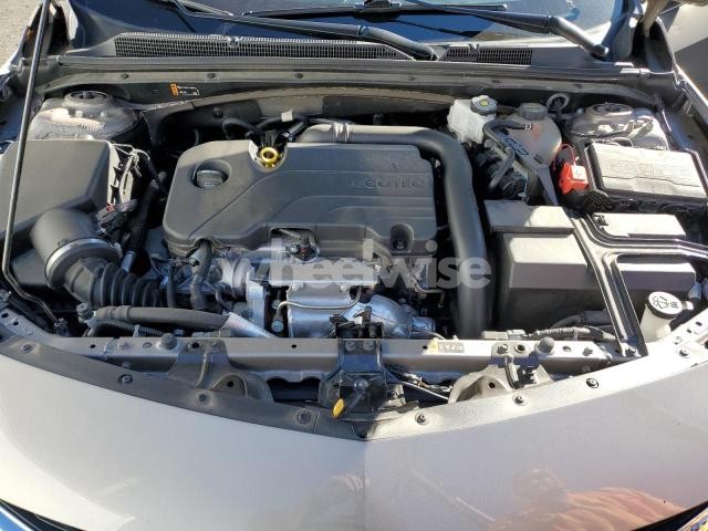 Photo 4 of 2024 CHEVROLET MALIBU LT (VIN 1G1ZD5ST7RF232582)