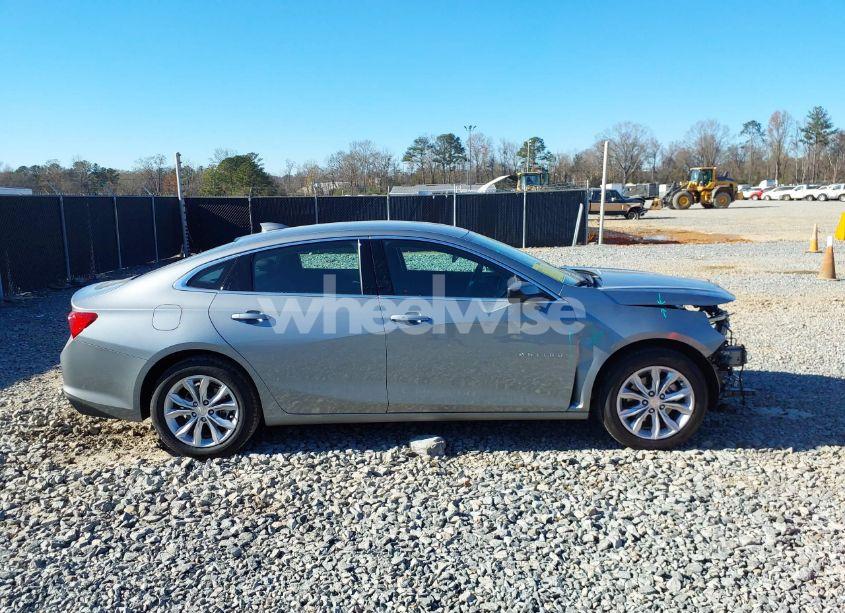 Photo 13 of 2024 Chevrolet Malibu FWD 1LT (VIN 1G1ZD5ST7RF240164)