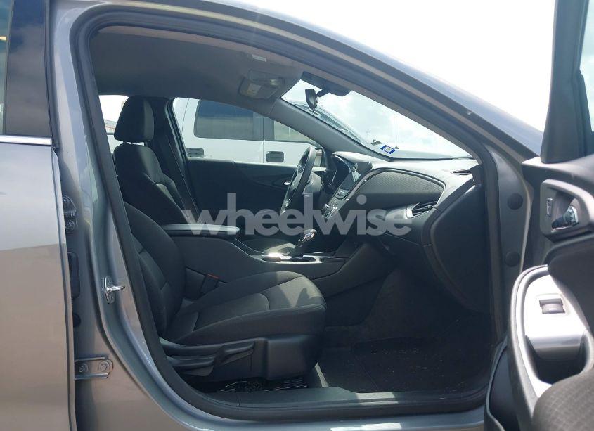 Photo 5 of 2025 Chevrolet Malibu FWD 1LT (VIN 1G1ZD5ST7SF124470)