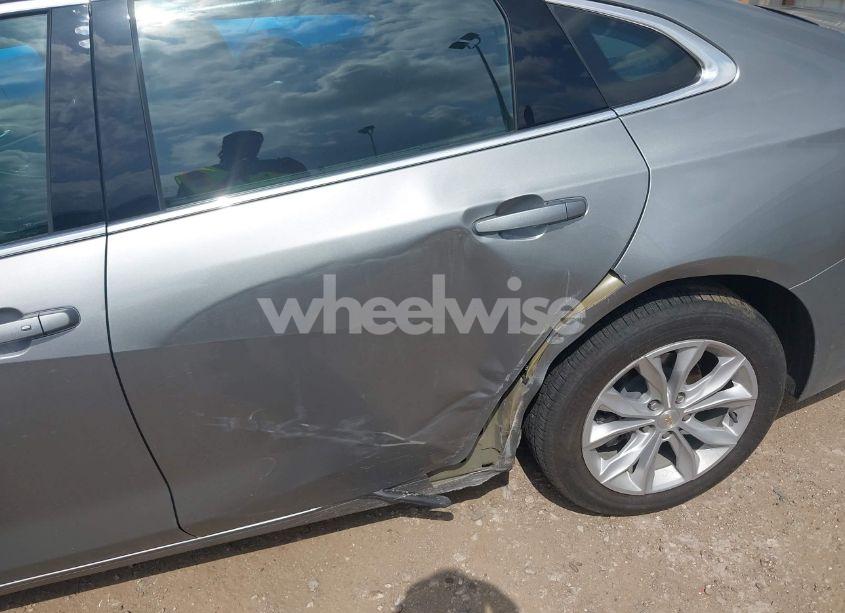 Photo 6 of 2025 Chevrolet Malibu FWD 1LT (VIN 1G1ZD5ST7SF124470)