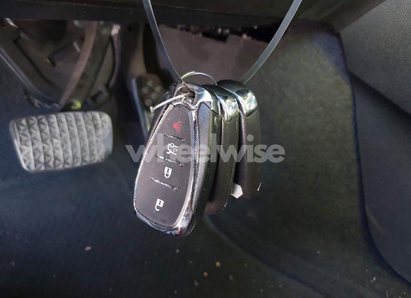 Photo 11 of 2018 Chevrolet Malibu LT (VIN 1G1ZD5ST8JF125223)