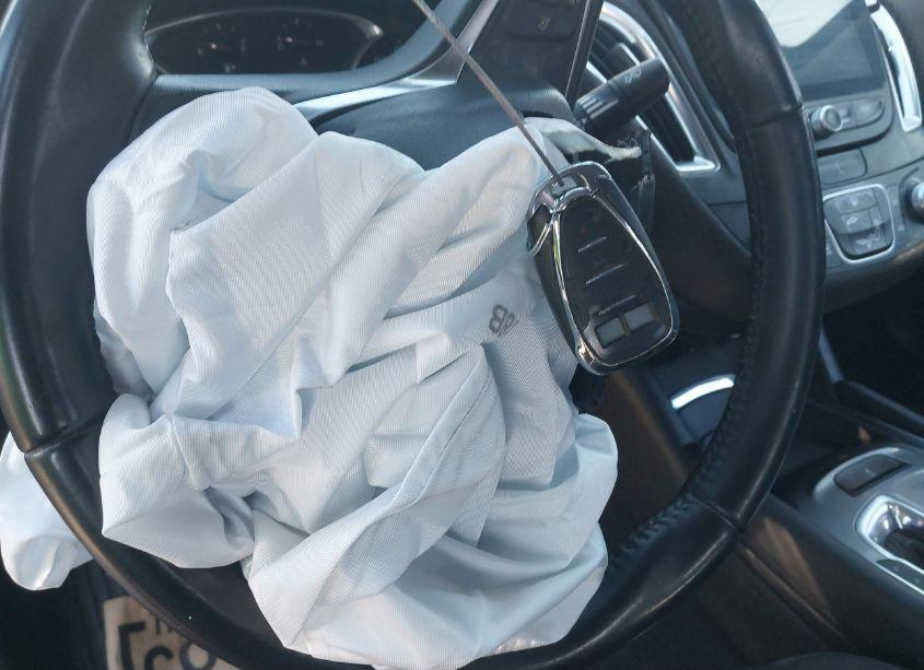 Photo 11 of 2018 Chevrolet Malibu LT (VIN 1G1ZD5ST8JF125500)