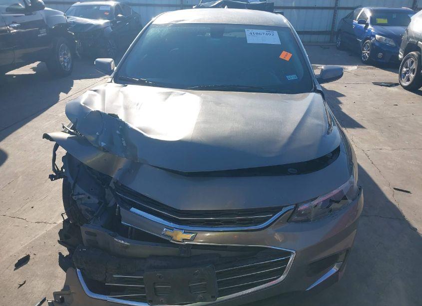 Photo 12 of 2018 Chevrolet Malibu LT (VIN 1G1ZD5ST8JF125500)