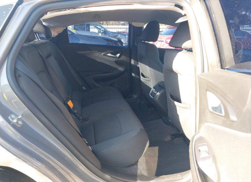 Photo 8 of 2018 Chevrolet Malibu LT (VIN 1G1ZD5ST8JF125500)